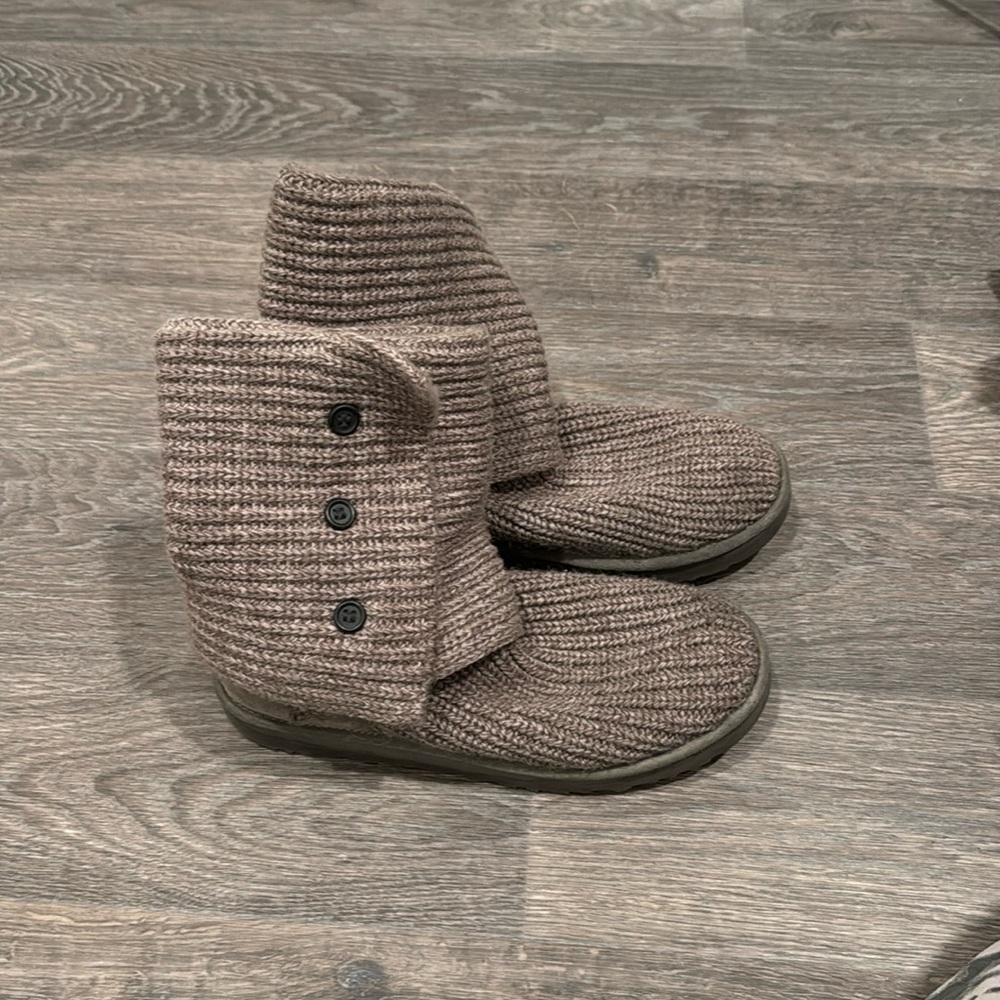 UGG Cardy boots size 10